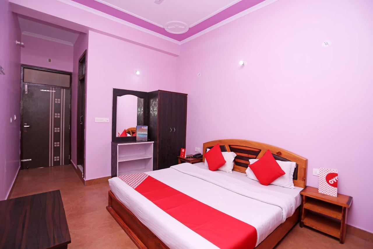 Oyo 19406 Hotel Janta Palace Almora Exteriör bild